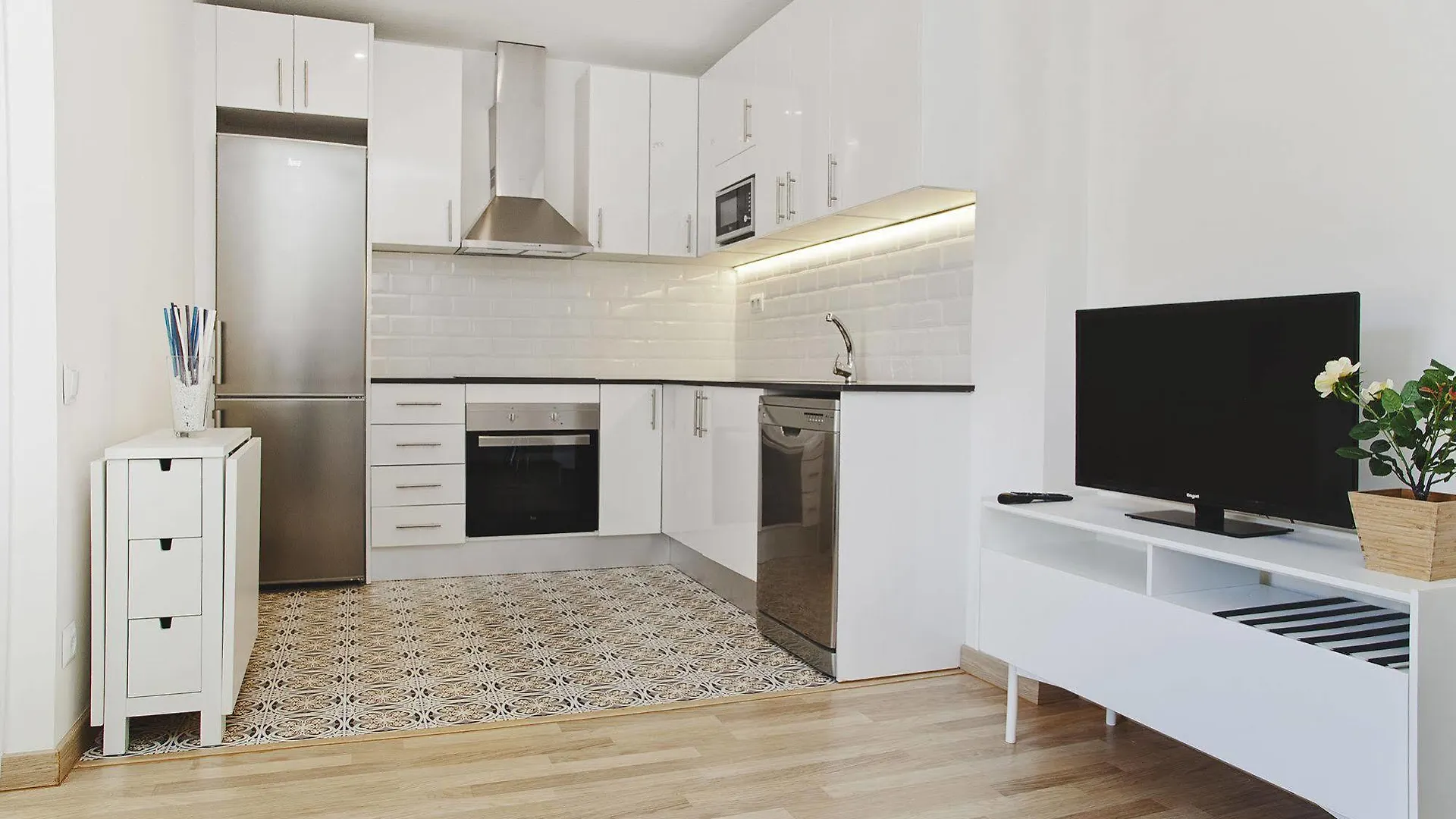 Flateli Roger Apartment Barcelona 0*,  Spain