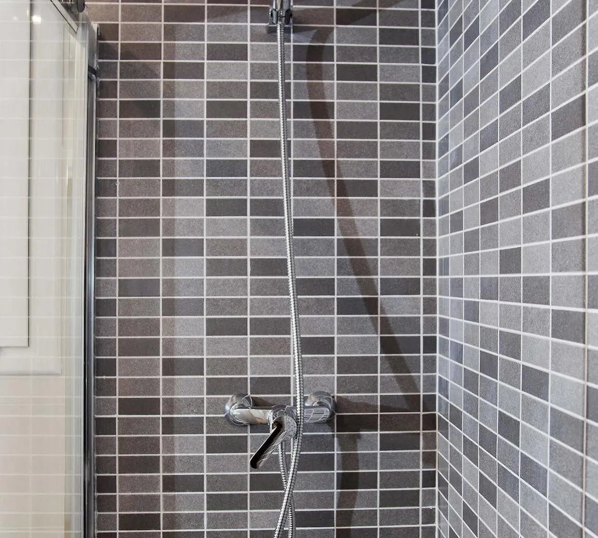 Flateli Roger Apartment Barcelona 0*,  Spain