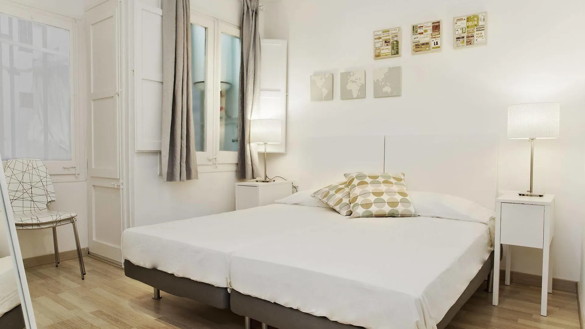 Flateli Roger Apartment Barcelona 0*,